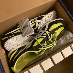 Cross country spikes